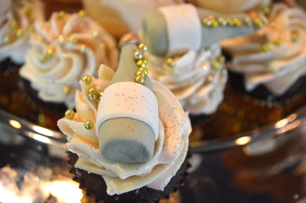 Gold Dipped Meringues for Champagne Bridal Shower | The Event Group Weddings | Pittsburgh Wedding and Event Planners